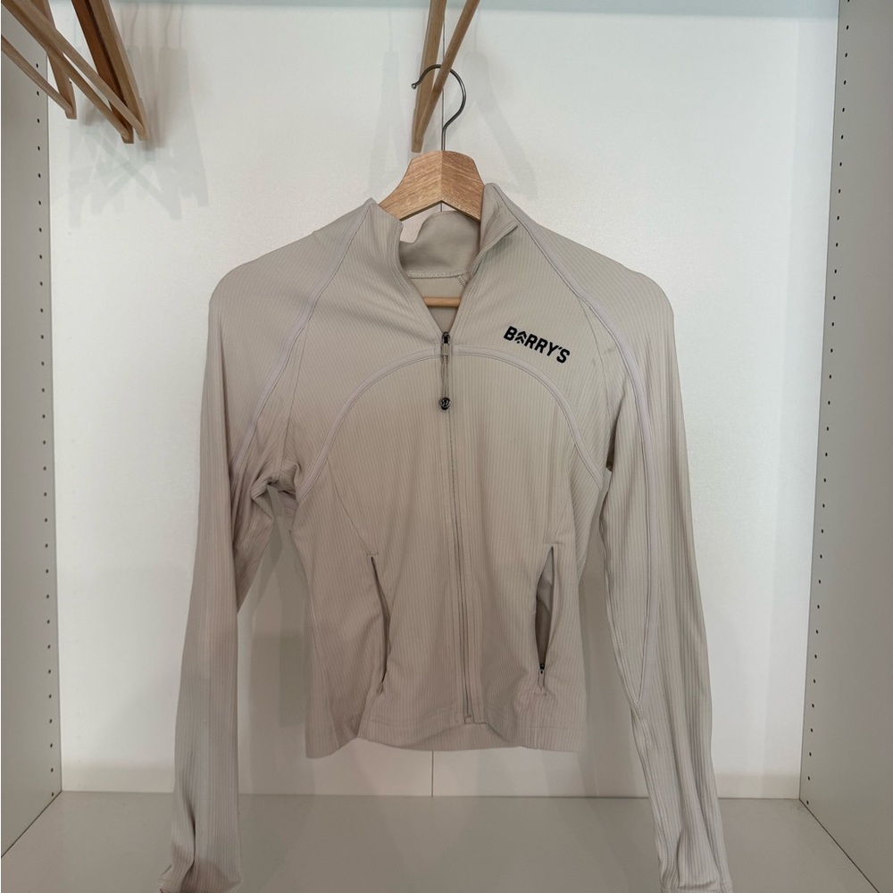 lululemon athletica Cream Women's Define Jacket with Barry’s logo